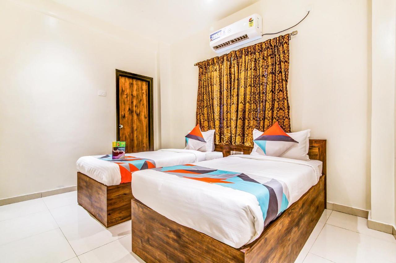Fabexpress Raj Plaza 3*
