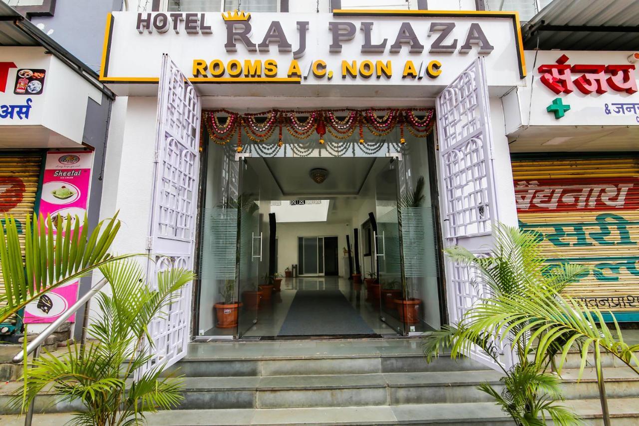 Fabexpress Raj Plaza