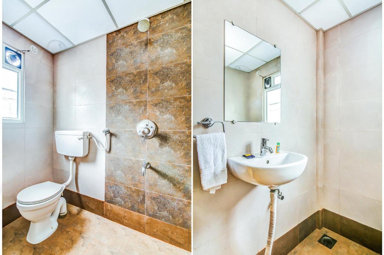 Hotel Fabexpress Raj Plaza Pune