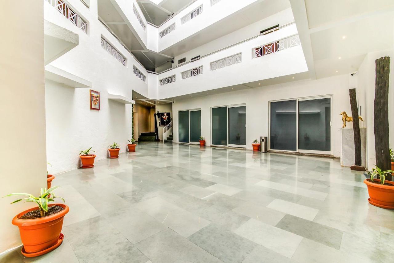 Fabexpress Raj Plaza
